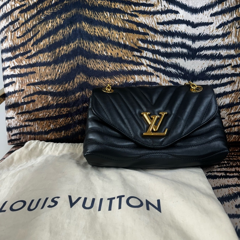 Louis Vuitton new wave handbag